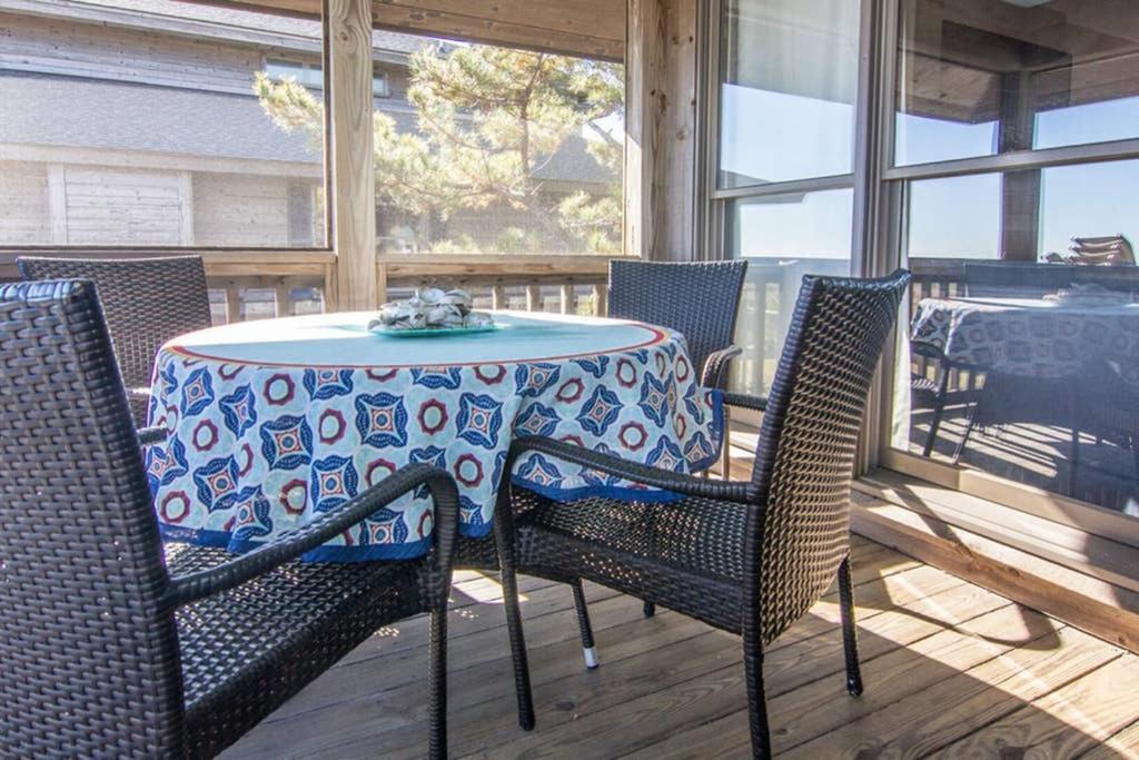 Pelican Point Unobstructed Beach Views Beach Access Out Back Door! Harbor Island Exterior foto