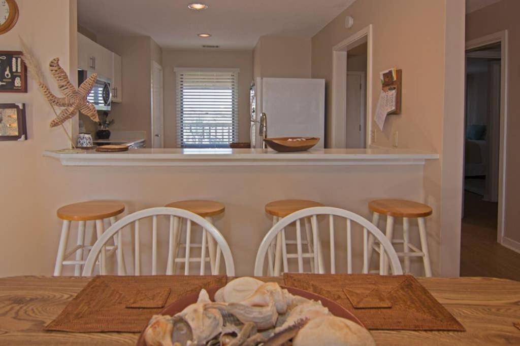 Pelican Point Unobstructed Beach Views Beach Access Out Back Door! Harbor Island Exterior foto