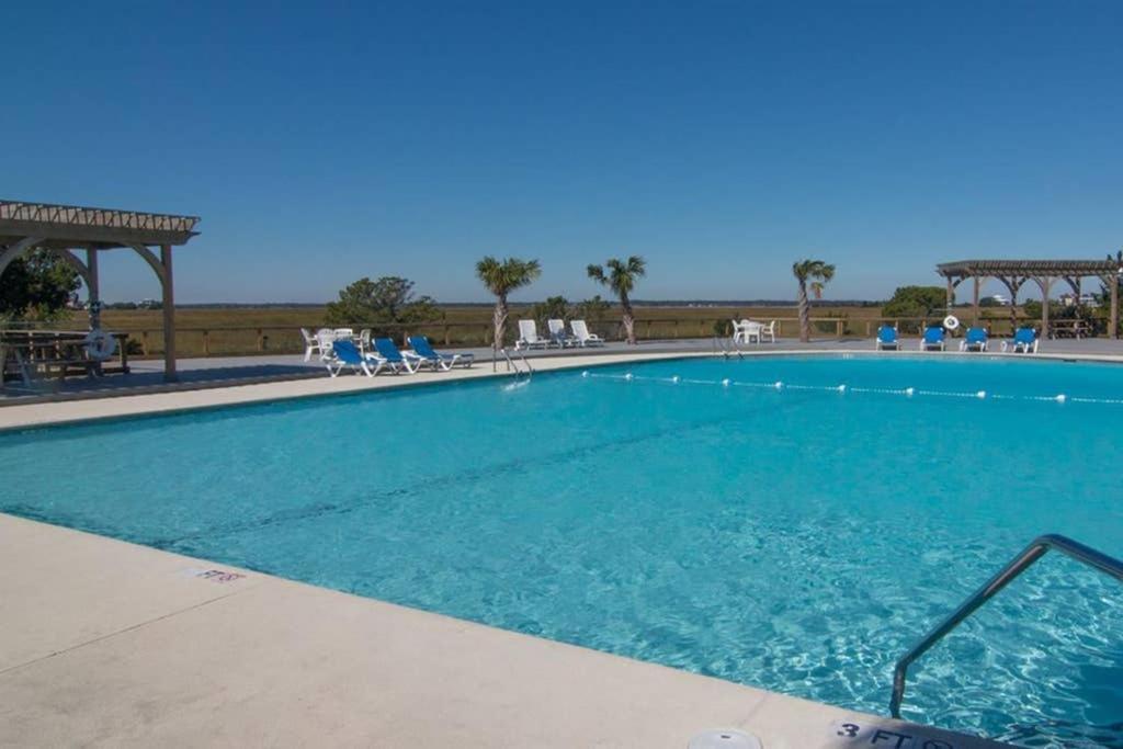 Pelican Point Unobstructed Beach Views Beach Access Out Back Door! Harbor Island Exterior foto